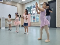 [프로그램 교육실]7월2주 유아 댄스/발레 수업 활동사진 